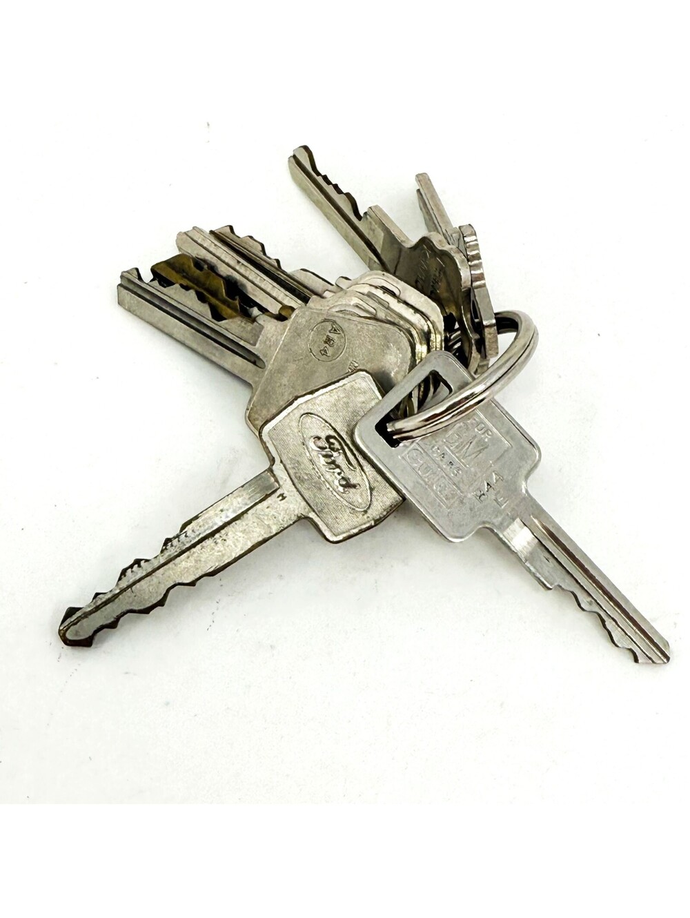 Vintage Lot of 10 Keys Home & Auto Ford GM iLCO Hillman Harloc USED PRE-CUT